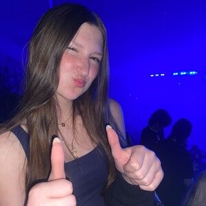 Meet your Posher, Anna